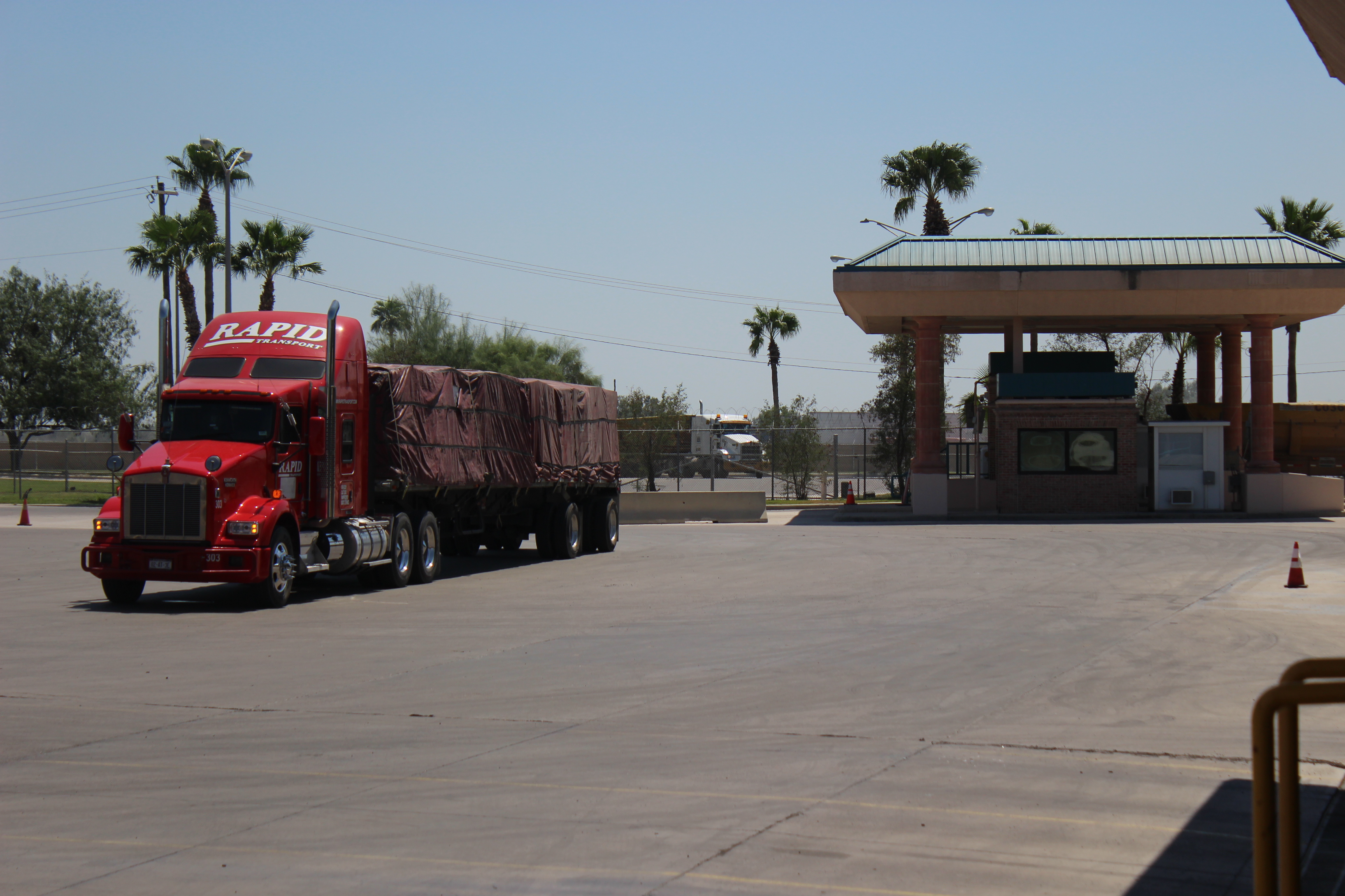 Starr-Camargo Bridge extends its service for commercial returns to Mexico