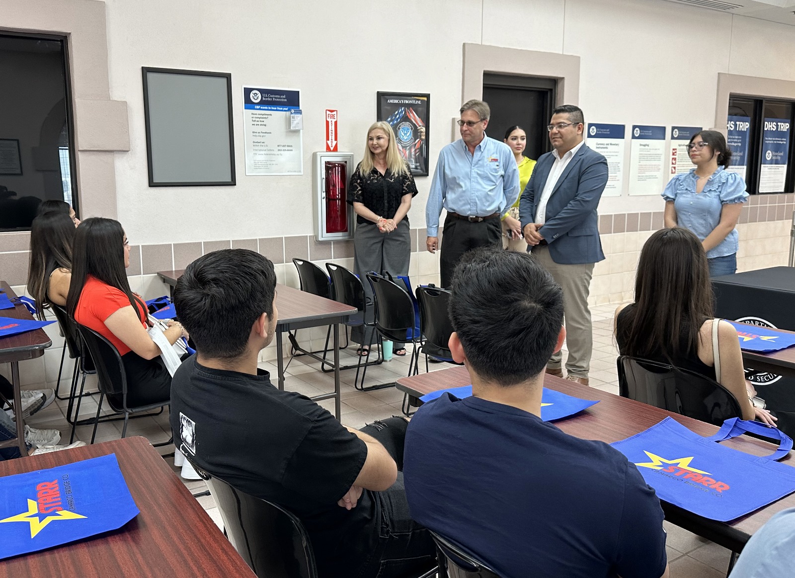 Bridging Borders: Tecmilenio University Students Explore Trade Advantages at Starr-Camargo Bridge